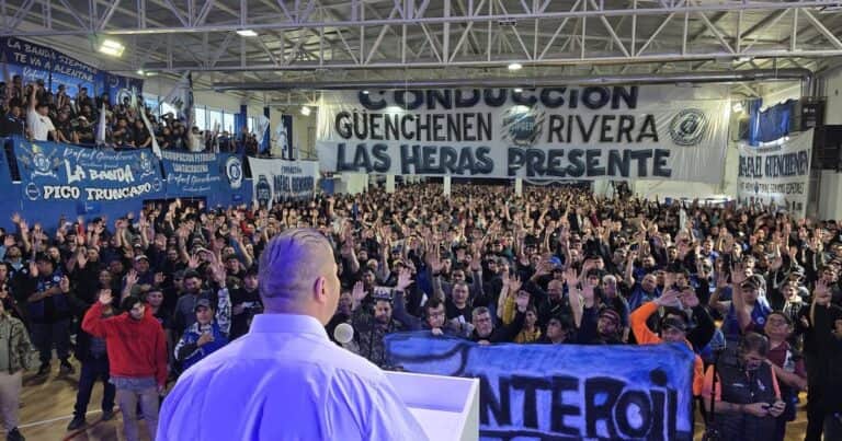 Petroleros de Santa Cruz le exigen al gobernador que le quite la concesión a la empresa de los Neuss, cercanos a Santiago Caputo