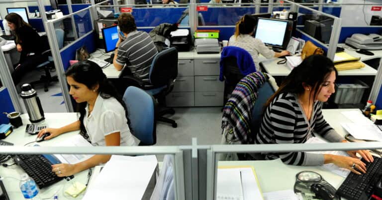Las empresas planifican aumentos salariales del 24,5% para el año, por debajo de la inflación estimada