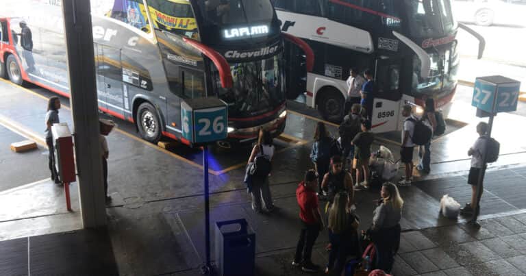 El Gobierno elimina pagos a empresas por pasajes gratuitos para personas con discapacidad