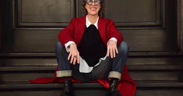 Nona Fernández: «Mauricio es un personaje muy incómodo, es un villano o es un héroe»