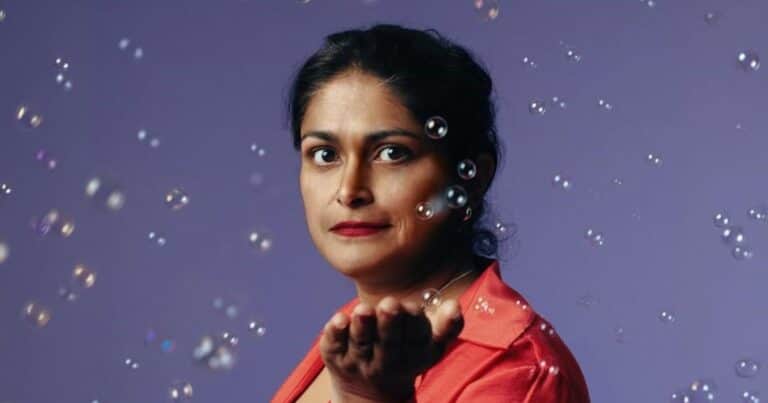 Es ingeniera, triatleta y comediante: la historia de Anu Vaidyanathan, la mujer que desafió los mandatos de la India