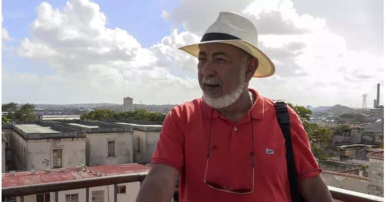 Mario Conde vuelve: Leonardo Padura trabaja en una novela de intriga sin muertos