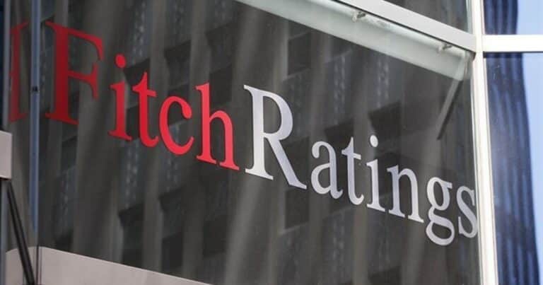 Dejar de «contar mangos»: las cinco razones por las que la calificadora Fitch no baja la guardia con la nota argentina