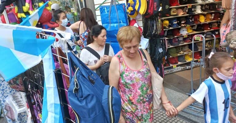 Cuántos ingresos se necesitan en la Ciudad de Buenos Aires para ser de clase media