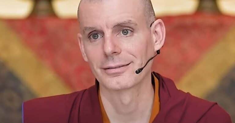 Lama Rinchen, monje budista: “Vivimos mejor que los reyes de la Antigüedad, pero estamos más insatisfechos”