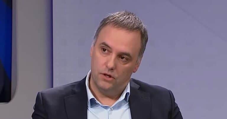 Los detalles de la declaración jurada de Adorni: hizo decenas de cambios contables y ahora dice que tiene un patrimonio de $ 944 millones