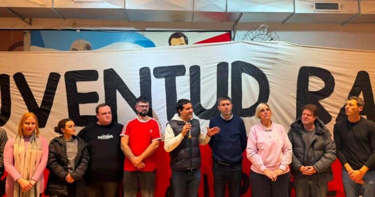 La UCR disputó internas bonaerenses en nueve municipios y el nuevo presidente Balbín asume en agosto
