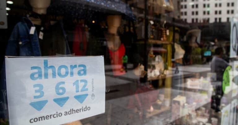 Adiós a Ahora 12, Cuota Simple y Precios Cuidados: el Gobierno eliminó otras 58 normas