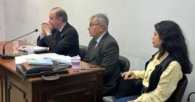 Un ex diputado le ofreció trabajo para abusar de ella: la pesadilla que duró 24 días y terminó en una condena