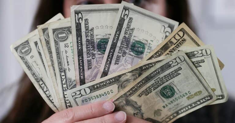 Dólar hoy y dólar blue, EN VIVO: a cuánto cotiza el oficial y cuál es el precio del paralelo este miércoles 17 de junio, minuto a minuto
