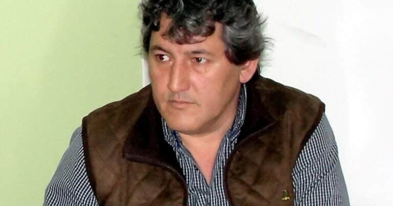 Detuvieron a un ex ministro de Río Negro en el aeropuerto de Bariloche: fue condenado por cobrar sobresueldos durante seis años