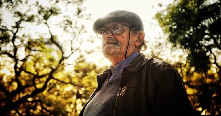 Álvaro Abós: “La Plaza San Martín es una ciudad en miniatura”
