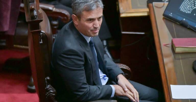 El designado vocero presidencial fue clave para el quórum en Diputados que trata el Súper RIGI y el acuerdo con los holdouts