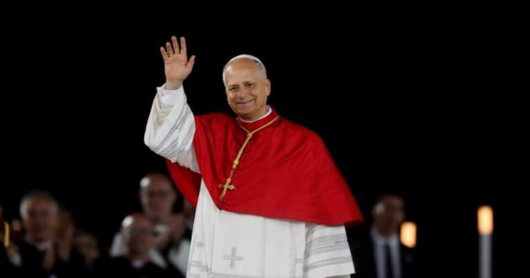El Papa Leon XIV exhortó a empresarios argentinos a trabajar por una economía al servicio del bien común