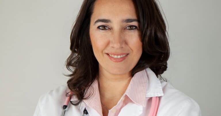 Alexandra Henríquez, ginecóloga: “Lo que hay en el intestino está en la vagina”