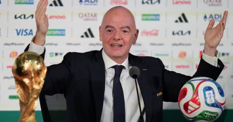 Gianni Infantino, el símbolo de los excesos de la FIFA