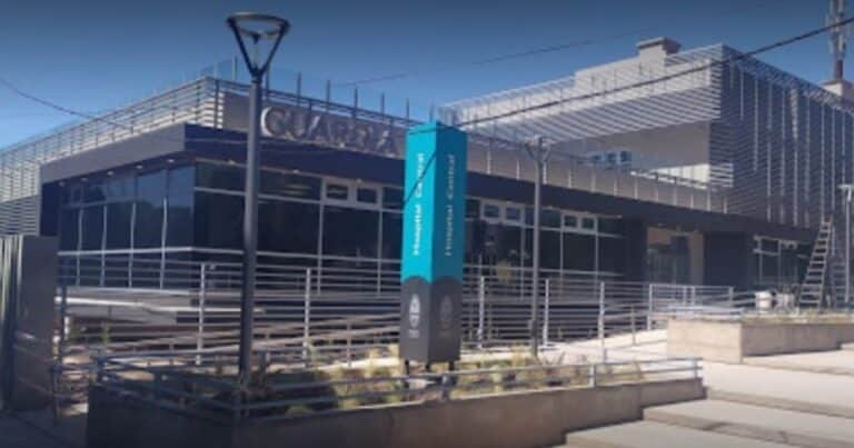 Brutalidad en Mendoza: un hombre quedó en terapia intensiva luego que un joven le partiera un ladrillo en la cabeza