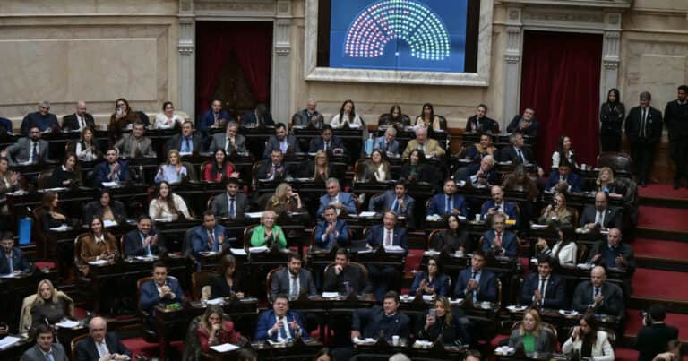 En medio de las tensiones por Adorni, el Gobierno consiguió que Diputados apruebe el pago de US$ 171 millones a los fondos buitre