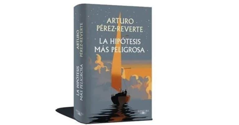 Arturo Pérez-Reverte anuncia nueva novela: de qué trata ‘La hipótesis más peligrosa’