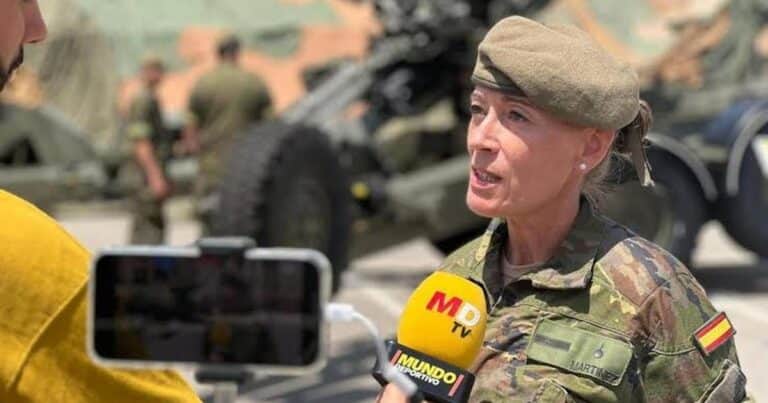 Asunción Martínez, cabo primera del Ejército, tras 26 años de servicio: “Mis hijos están orgullosos y mi hija quiere ingresar como oficial”