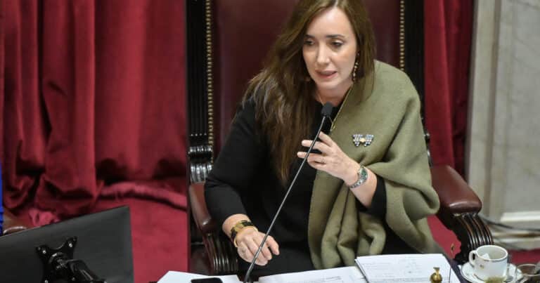 Victoria Villarruel fue a Comodoro Py a una audiencia con un periodista aliado de Milei al que denunció por llamarla «traidora y golpista»