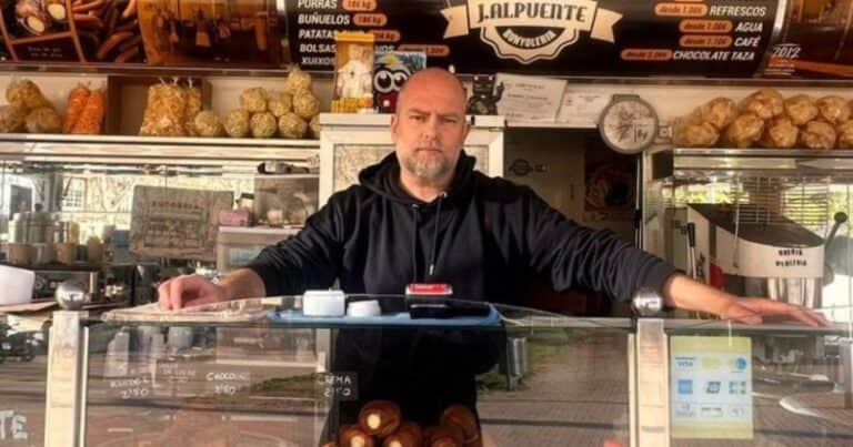 Juan, churrero: «Me levanto a las 3.30 de la mañana y hago jornadas de más de 12 horas todos los días»