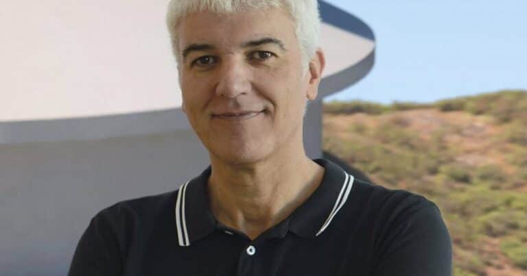 Héctor Socas, astrofísico: «El optimismo es hoy una urgente necesidad de supervivencia; la idea de descubrir que no estamos solos en el universo es una de las más profundamente transformadoras que podemos imaginar»