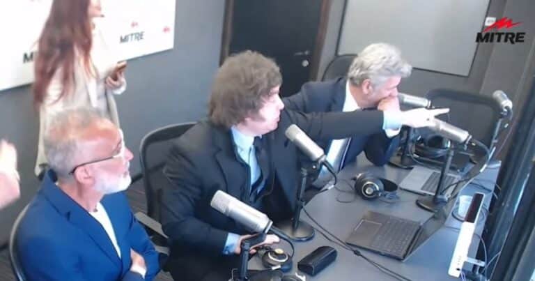 «Vos, ladrón, vos arruinaste el país», Milei reconoció a un ex funcionario peronista durante una entrevista y lo acusó en vivo