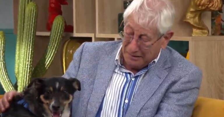 César, 80 años, en Dog House: «He venido a ver si encontramos una familia que cuide a mi perrito porque yo no puedo hacerme cargo»
