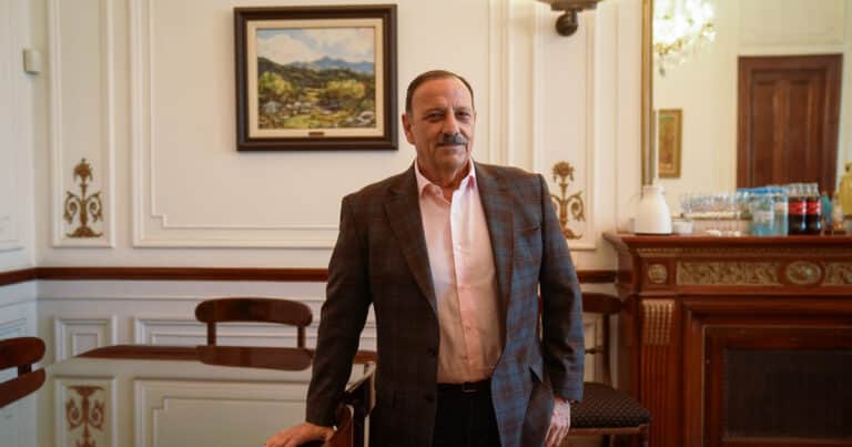 Ricardo Quintela dice que Kicillof «no es un traidor» y pide que dos gobernadores del PJ «cambien su relación con Milei»