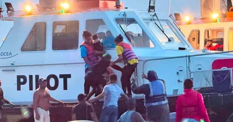 Conmoción en Guyana: acusan de asesinato al capitán y a otros tripulantes tras la tragedia del ferry que dejó al menos 74 muertos