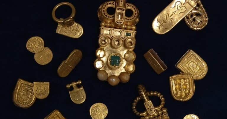 Recuperan un enorme tesoro bizantino de un naufragio de al menos 1200 años de antigüedad: «Debido a la excepcional riqueza y rareza de su cargamento, constituye uno de los descubrimientos arqueológicos más importantes del período bizantino en el Mediterráneo»