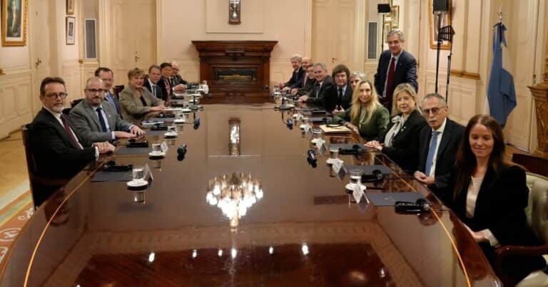 Los dos encuentros clave entre Milei y Georgieva: de la cita en el despacho presidencial a una reunión de gabinete ampliado