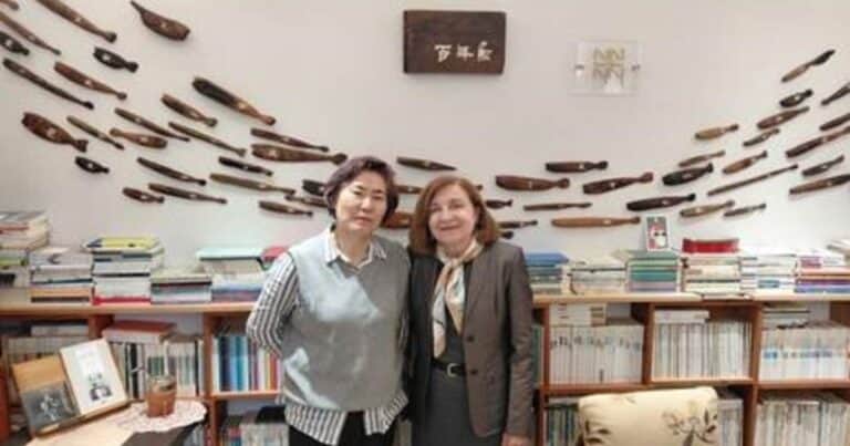 Una escritora argentina en Corea: de los palacios milenarios a las urbes futuristas de Seúl y Busan