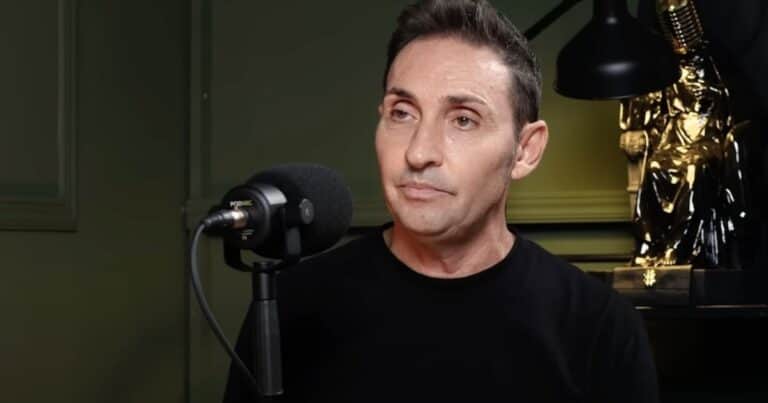 Javier Botía, campeón mundial de mentalismo: “La posición de los pies determina quién es el líder o dónde está el interés”