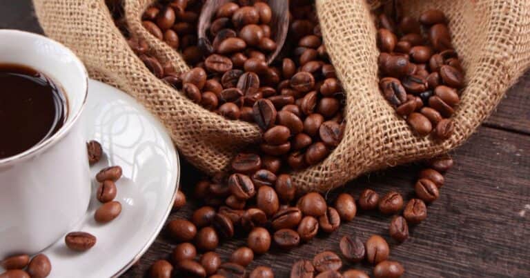 Los beneficios del café para el hígado, el cerebro y el metabolismo: las dosis adecuadas para obtener las máximas ventajas