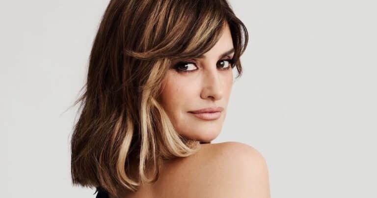 Penélope Cruz, actriz, 52 años: “Crecí en el salón de belleza de mi madre, allí aprendí todo sobre cortes de pelo y maquillaje, podría dedicarme profesionalmente, no conozco los trucos de Hollywood”