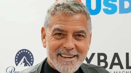 En RDC analizaron la advertencia de George Clooney sobre los discursos autoritarios