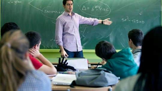 Córdoba: dos de cada tres docentes tienen deudas y el sueldo "ya no alcanza para llegar a fin de mes"