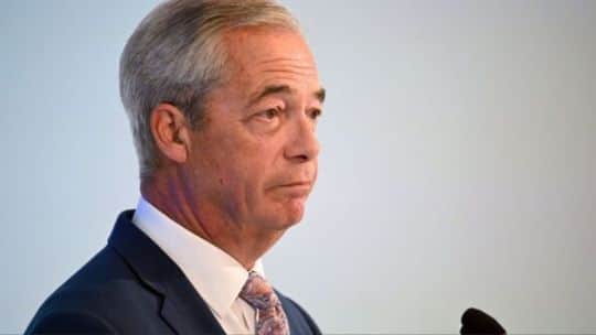 En RDC analizaron las millonarias donaciones que recibió el partido de Nigel Farage y la reforma que impulsa el Gobierno británico