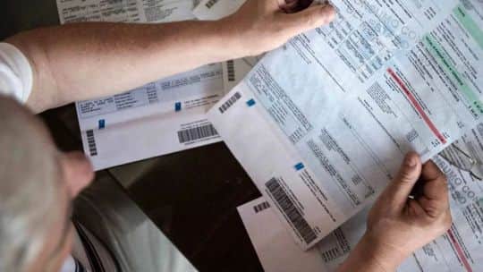 En Ronda de Economistas analizaron qué puede pasar con las tarifas si continúa la caída de la recaudación