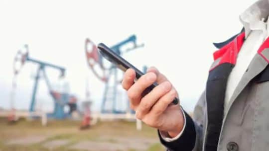 El petróleo otra vez cerca de los u$s 100 por la guerra con Irán mientras crece el temor a una nueva suba de tasas en EEUU