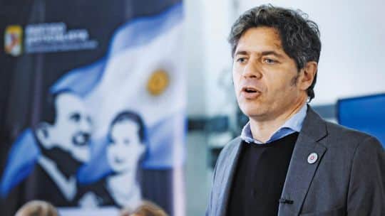 Estudiantes de La Cámpora cruzaron al gobierno de Kicillof por los micros para La Noche de los Lápices
