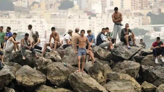 RCD: crece la tensión por la crisis migratoria en Ceuta y preparan una marcha contra la llegada de marroquíes