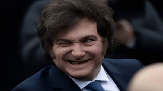 De “se la afanaron” a prestarla: la contradicción de Javier Milei con los fondos de los jubilados