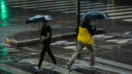 Transición invierno-primavera: frente fríos y lluvias de variada intensidad en el AMBA