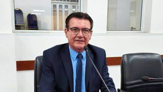 Atlanto Honcheruk dejó la presidencia del interbloque Frente Chaqueño en Diputados