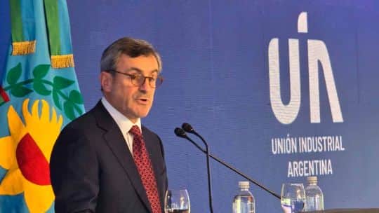 Modificaciones al impuesto al cheque: la UIA llevó el tema a la reunión con el Gobierno