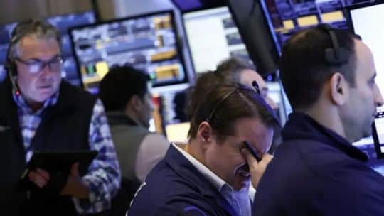 Advierten que la escalada del conflicto entre Estados Unidos e Irán significó “un comienzo bastante agitado” para Wall Street