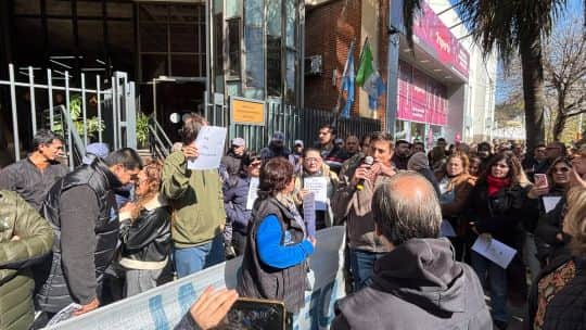 Judiciales de Chaco protestaron contra el “desenganche” salarial y amenazaron con un paro